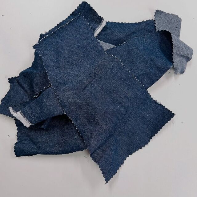 今週末開催の無印良品でのワークショップでは、カーテン制作で出た残反をアップサイクルしてオリジナルのリペアパッチをつくります。

パーフェクタムでは、このように残反をアップサイクルしてリペアパッチやカスタムパッチを制作することも可能です。
廃棄されてしまう素材に新しい役割を与えることで、環境にやさしいモノづくりを目指しています。

⸻

📅 イベント日時
日時：11月27-28日
場所：無印良品グランフロント大阪店

⸻

✨ PERFECTUM®について
パーフェクタムは「お気に入りを長く」を叶えるリペア、カスタマイズパッチブランドです。

アイロンいらずでその場で修理でき、反射プリントによる安全性やデザイン性を兼ね備えることもできます。
アウトドアウェアから日常の衣服まで、暮らしの中で長く使い続けるための小さな工夫をお届けしています。